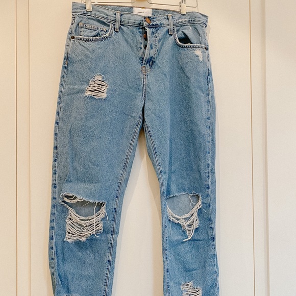 Current Elliot BF cut light ripped denim jeans! - Picture 3 of 4